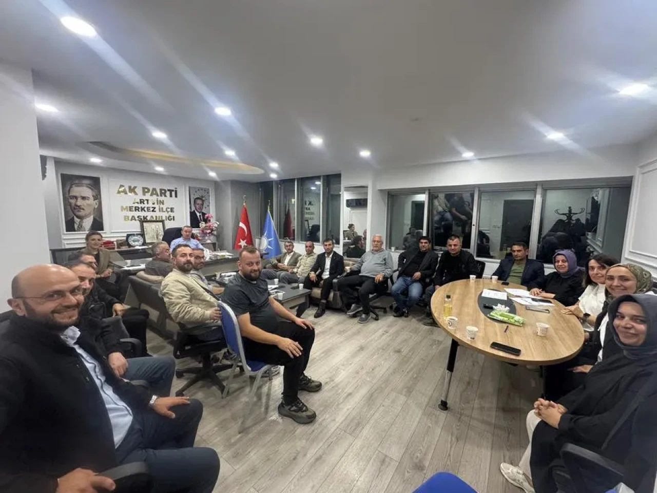 Artvin AK Parti Teşkilatı, Hedefler ve Hizmetler İçin Birlikte Toplandı