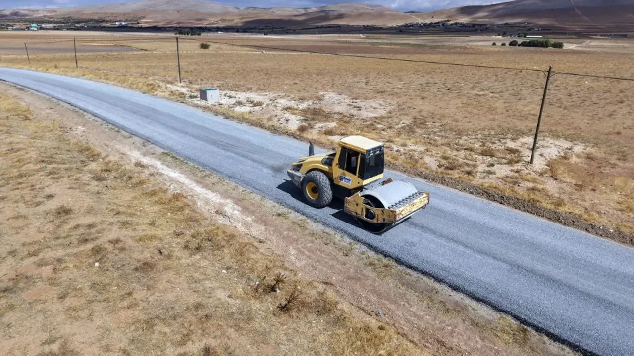 Afşin'de Yeni Yol Düzenlemeleri ile Ulaşım Kalitesi Artırıldı