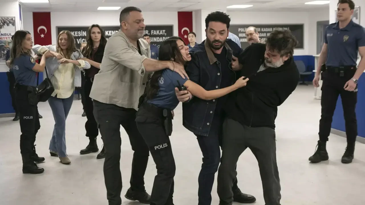 Arka Sokaklar 722. Bölüm Tek Parça Full İzle! Kanal D Arka Sokaklar son bölüm izle!