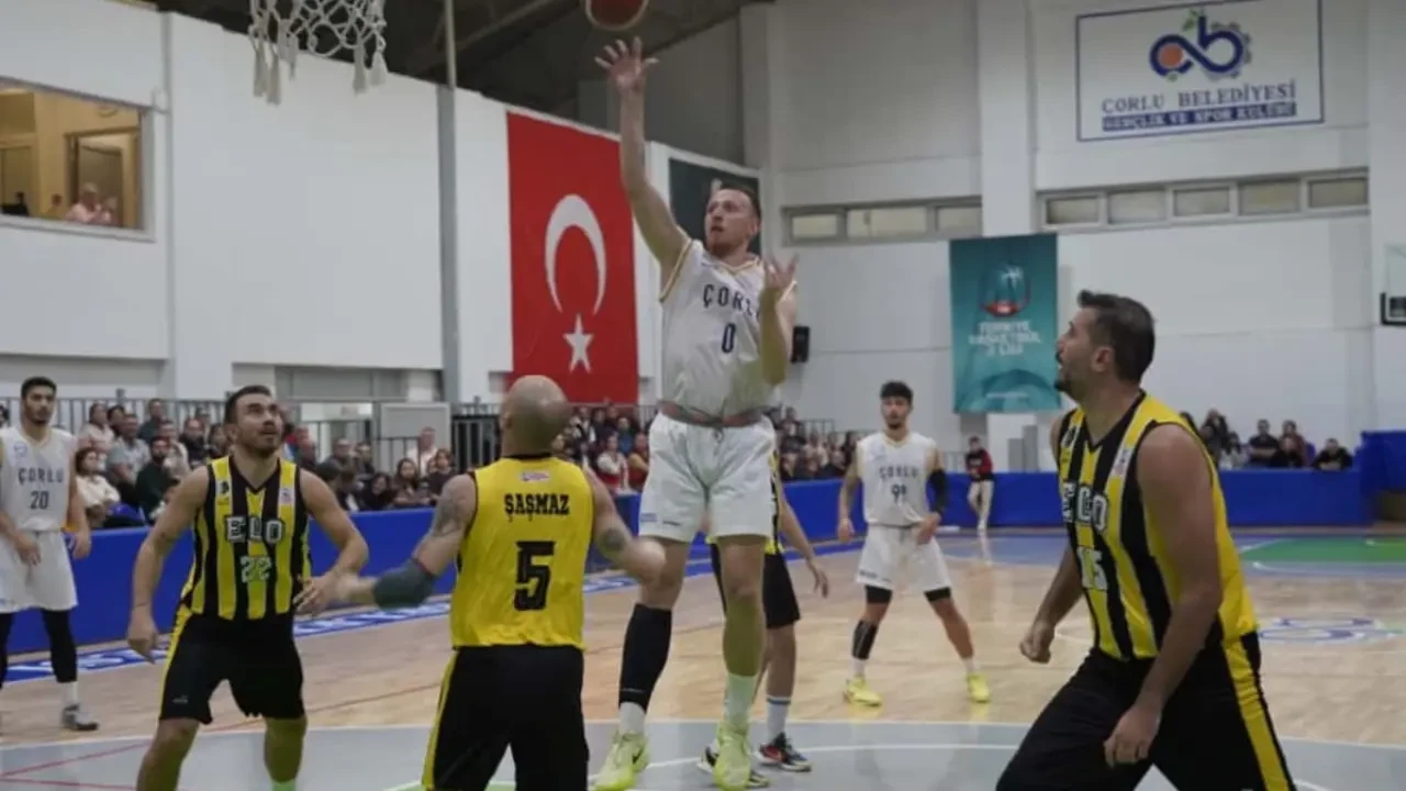 ÇBSK Basketbol Takımı, Lige Zaferle Merhaba Dedi!