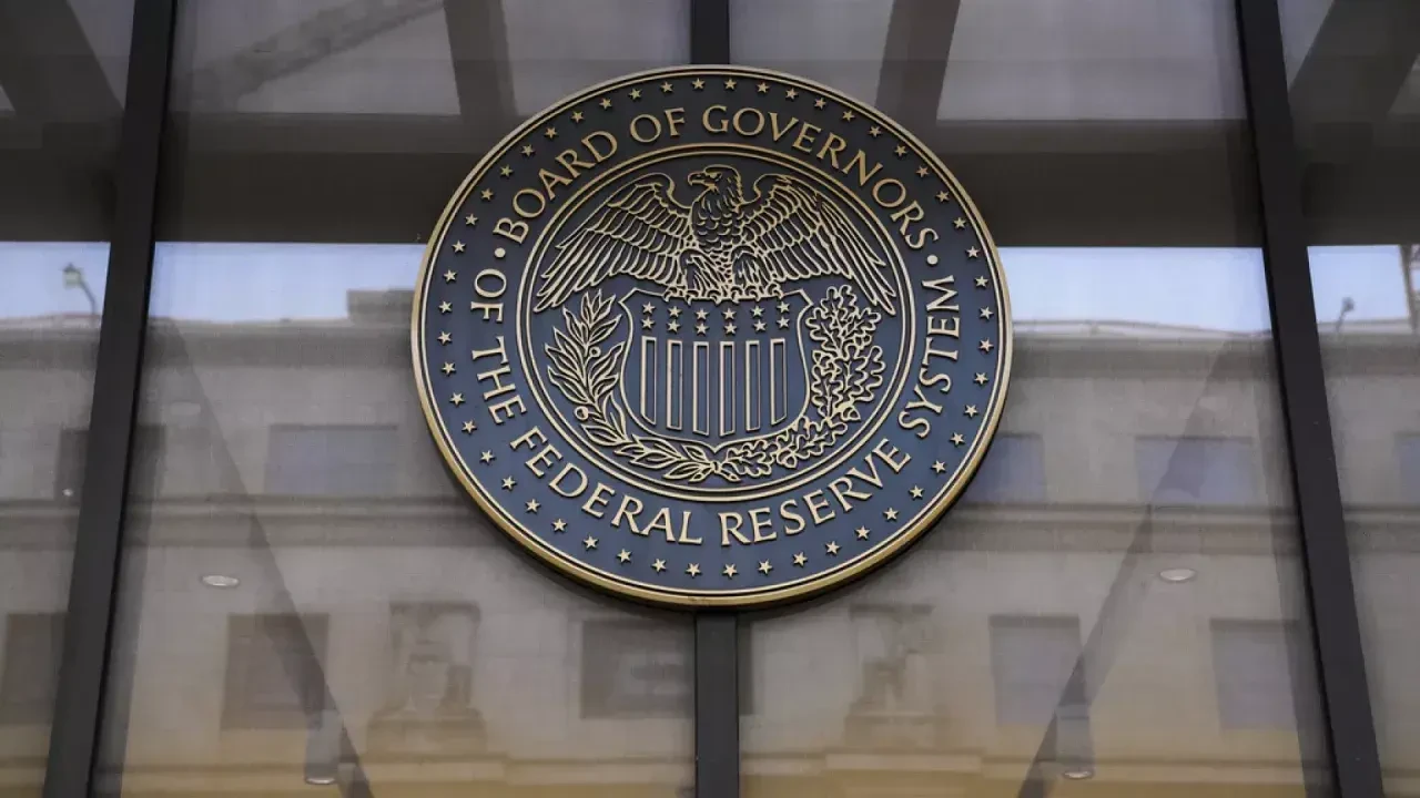 Fed politika faizini 25 baz puan indirdi