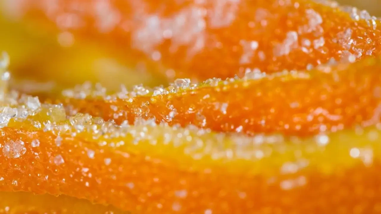 "Tek Dilimle Enerji Patlaması: Vitamin Zengini Snack Seçeneği!"