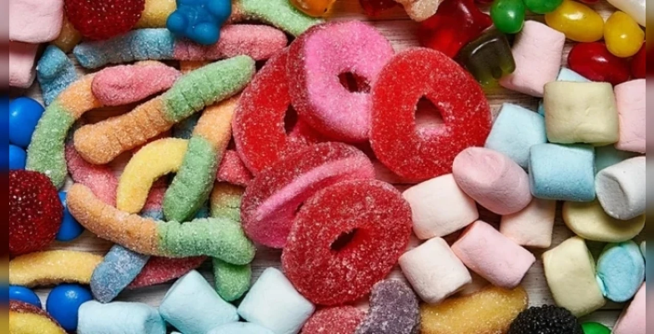 Zehirliyorlar bizi: Gıda boyasına dikkat!