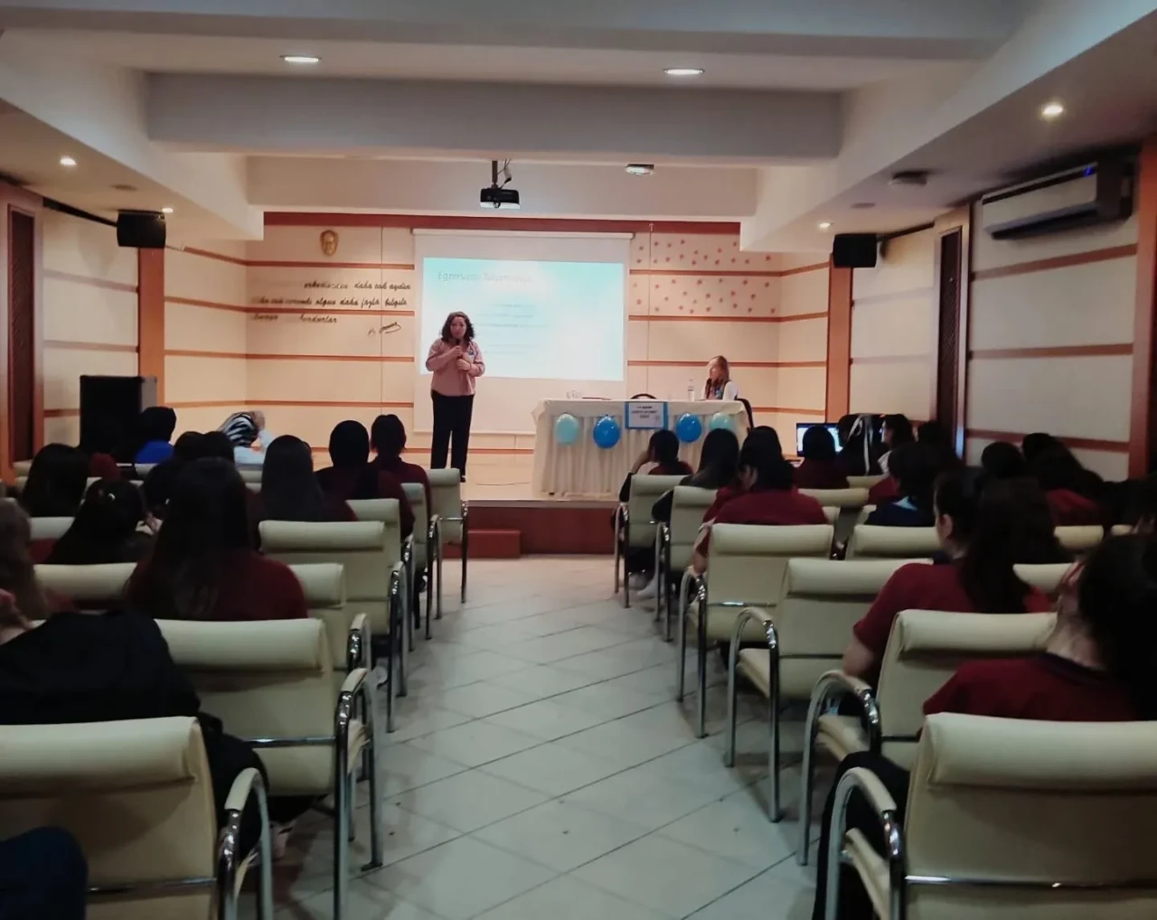 Diyabet Farkındalığı İçin Eğitimler Başlatıldı: Sağlık Müdürlüğü Projeleri Devam Ediyor