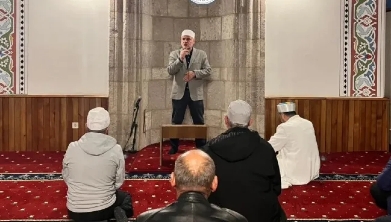 Artvin'de Sabah Namazı Buluşmaları Programı ile Birlik ve Beraberlik Vurgusu Yapıldı