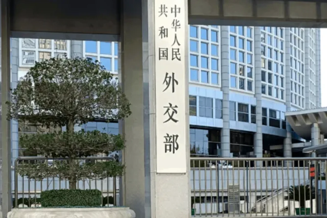 Çin: Herhangi bir müdahaleye sert karşılık veririz