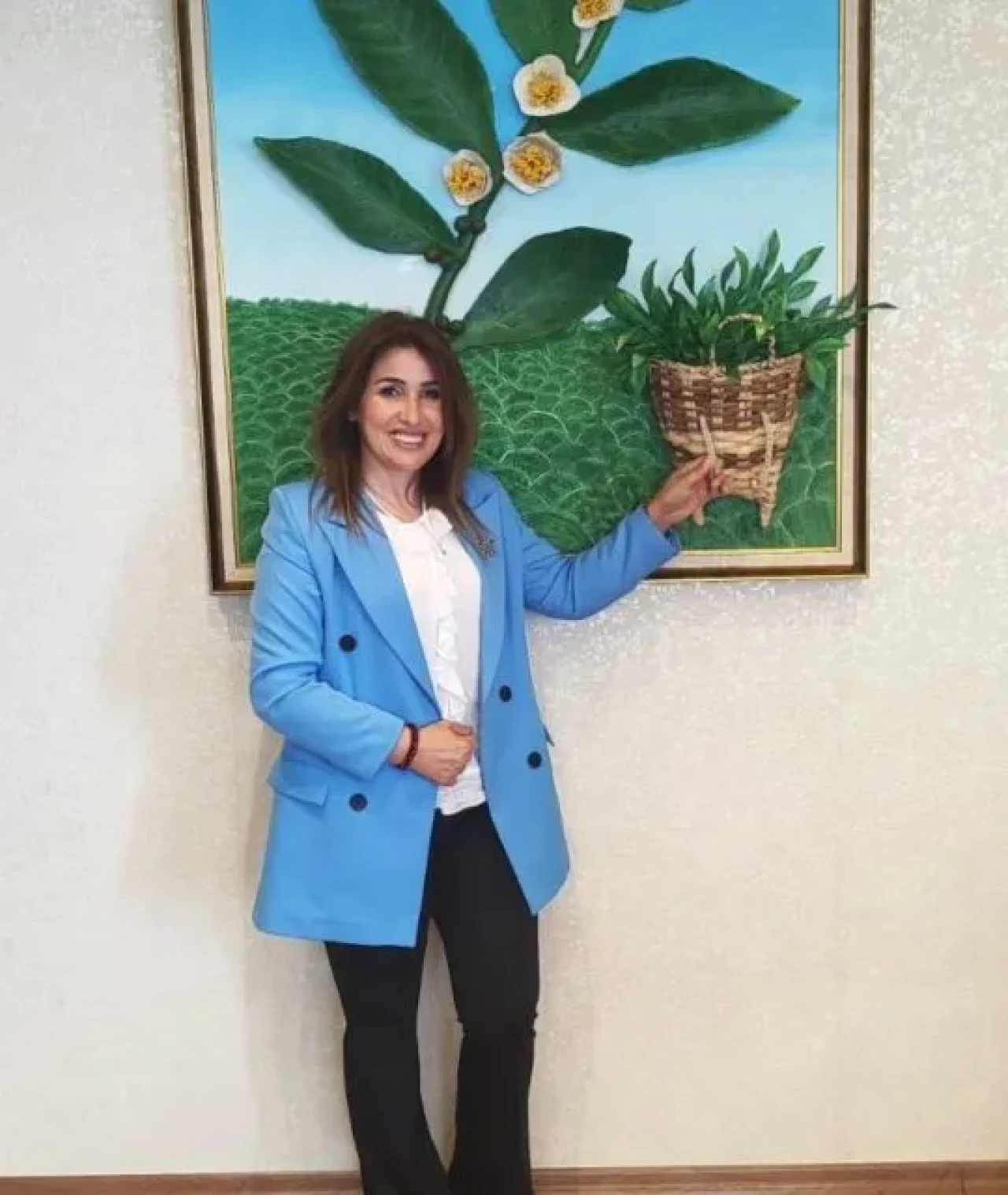 Yasemin Özçelik kimdir?