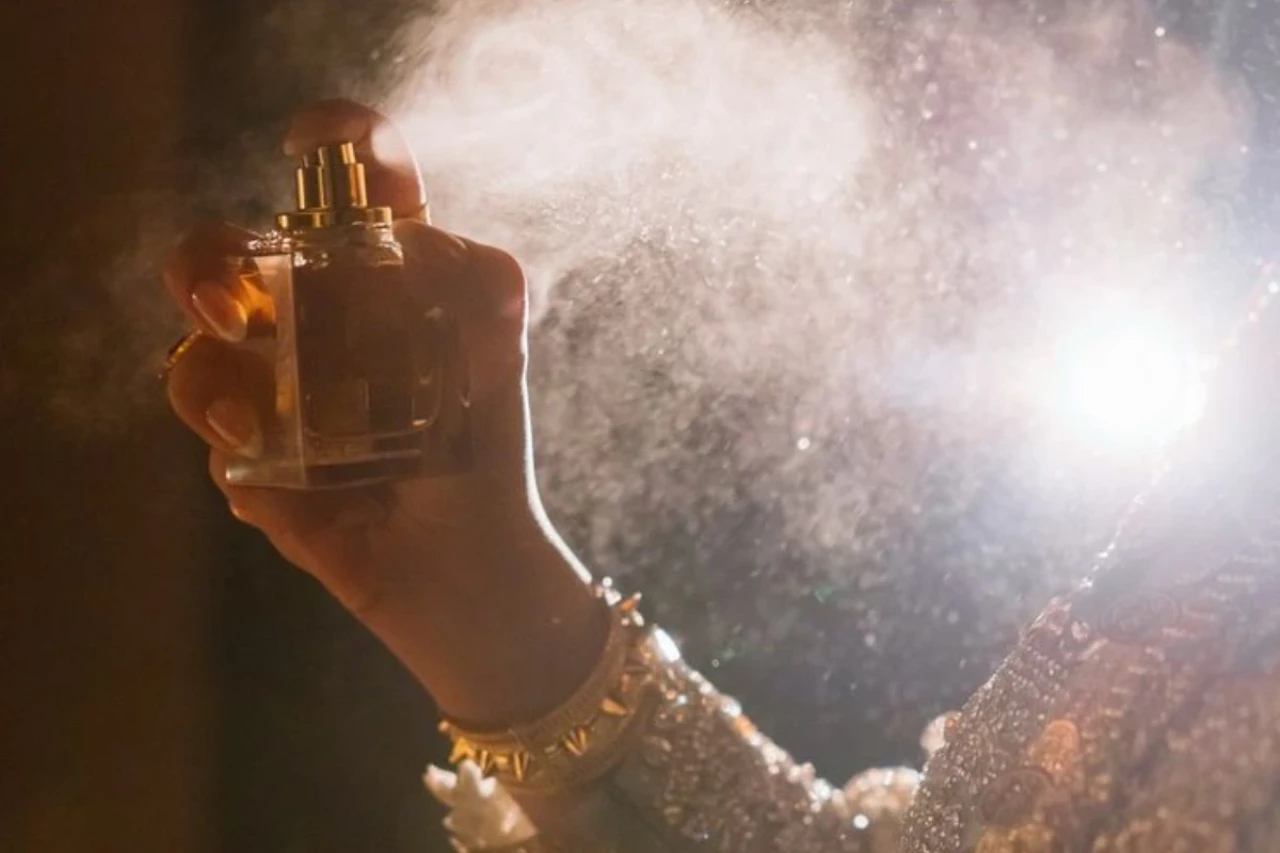 2026 Yılbaşı Geçişine Özel: Kalıcı ve Etkileyici Parfüm Seçenekleri!