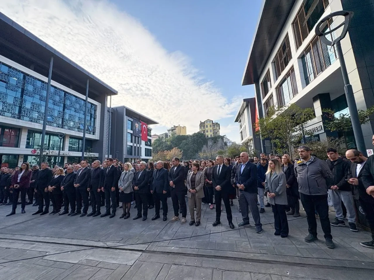 Atatürk, ebediyete intikalinin 87. yılında Ortahisar'da saygıyla anıldı