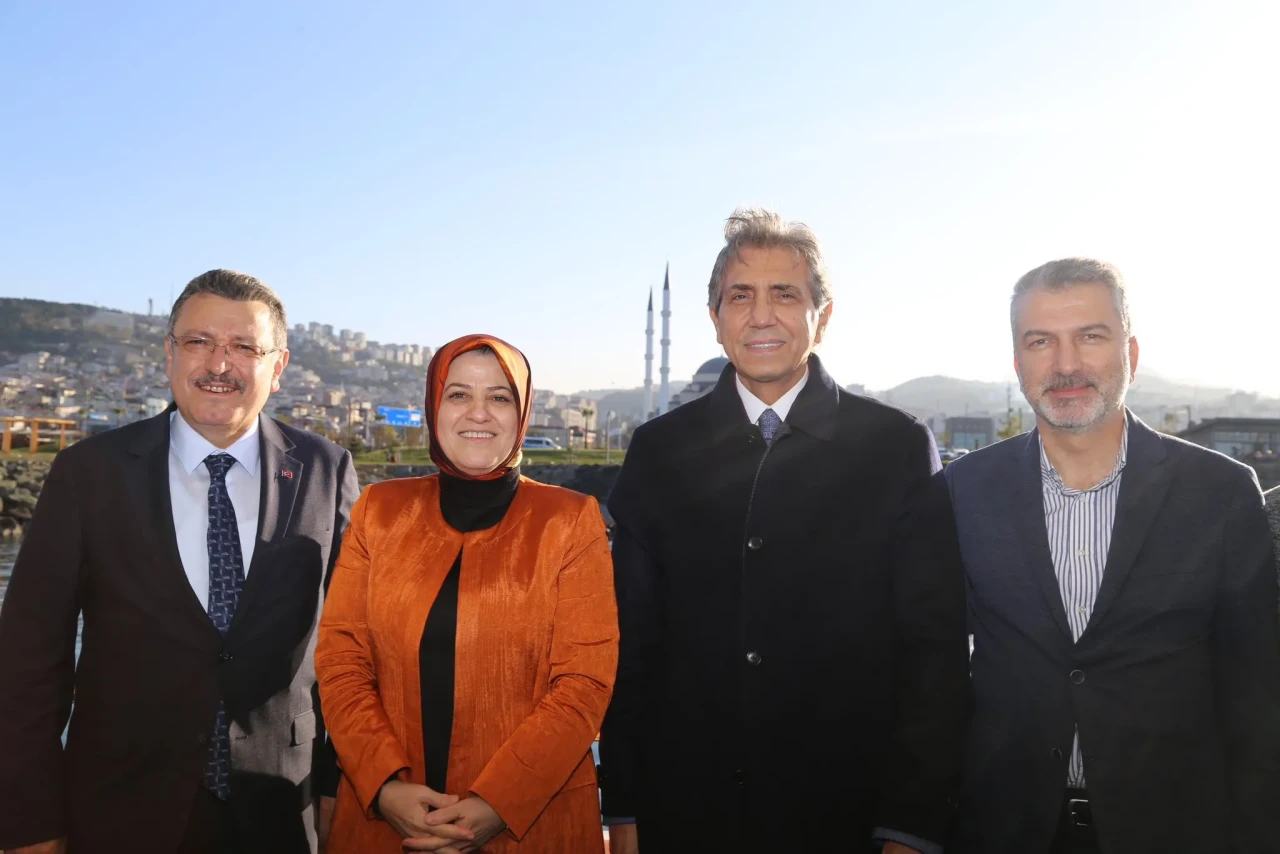 Trabzon'da Yerel Yönetimler Toplantıları Tamamlandı, 14 İl Bir Araya Geldi