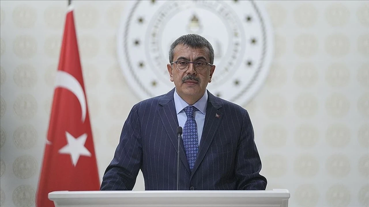 Ara Tatil Uygulamasının Geleceği Rize’de Merak Konusu