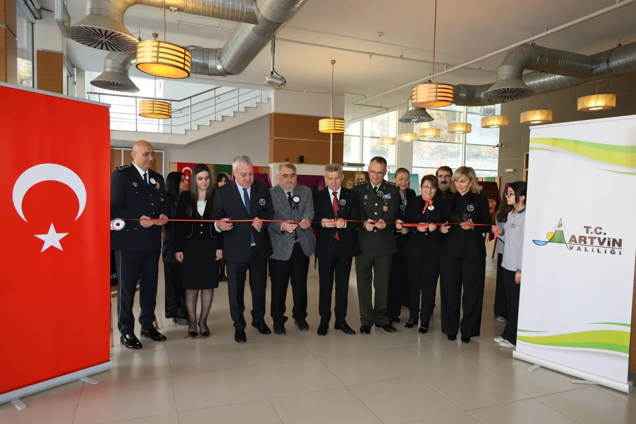 Atatürk, 87. ölüm yıl dönümünde Artvin'de saygıyla anıldı