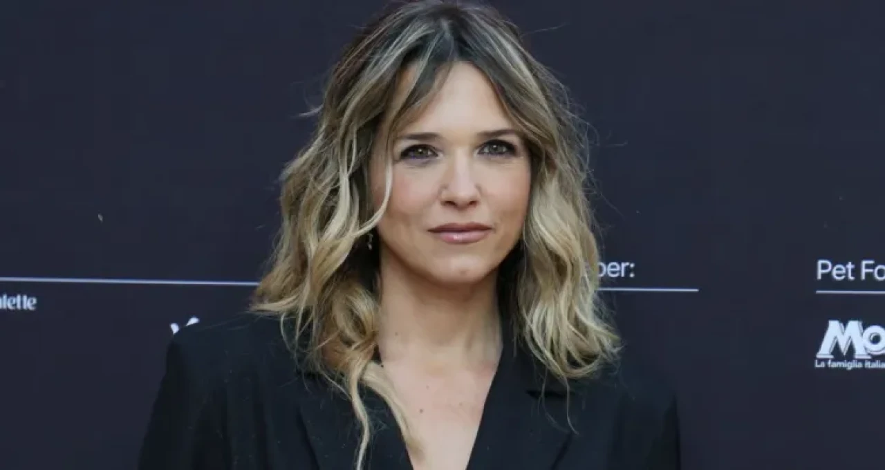 'Kendimi ihlal edilmiş hissettim': İtalyan kadınlar, üzerinde oynanmış görseller nedeniyle porno sitelerine saldırdı