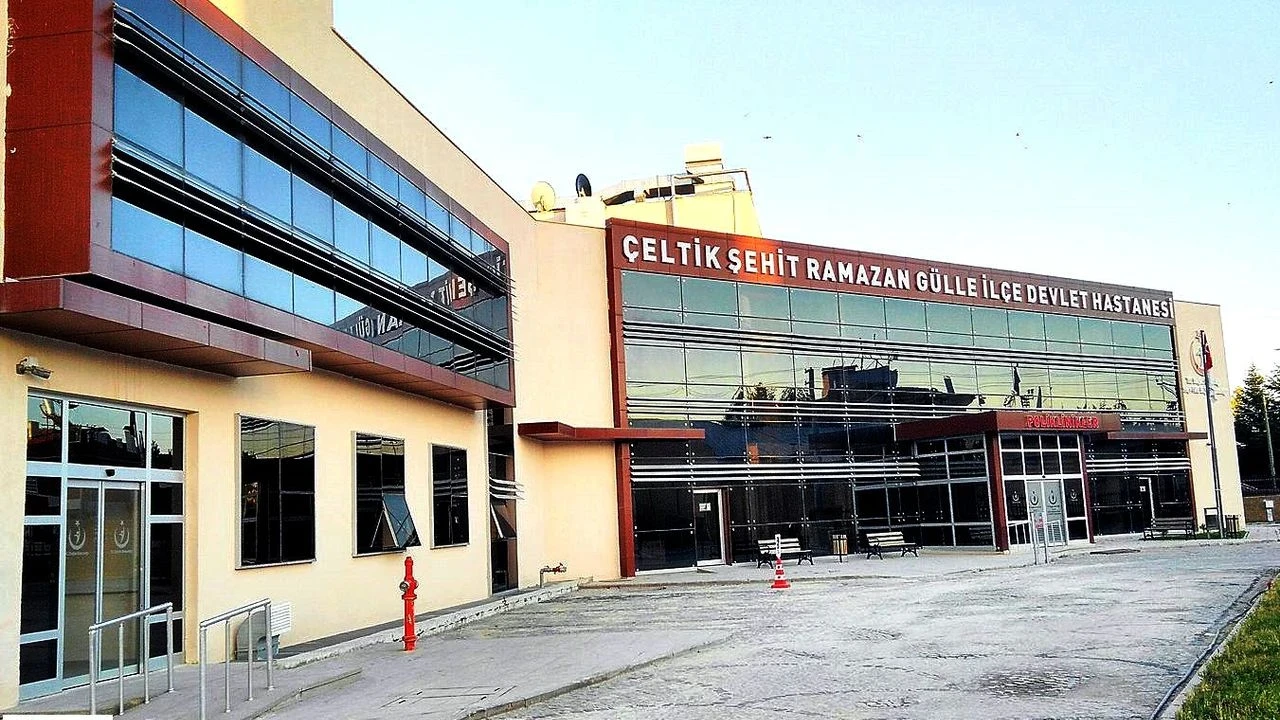 Çeltik Şehit Ramazan Gülle İlçe Devlet Hastanesi iletişim bilgileri: Güncel telefon numaraları ve adres bilgisi