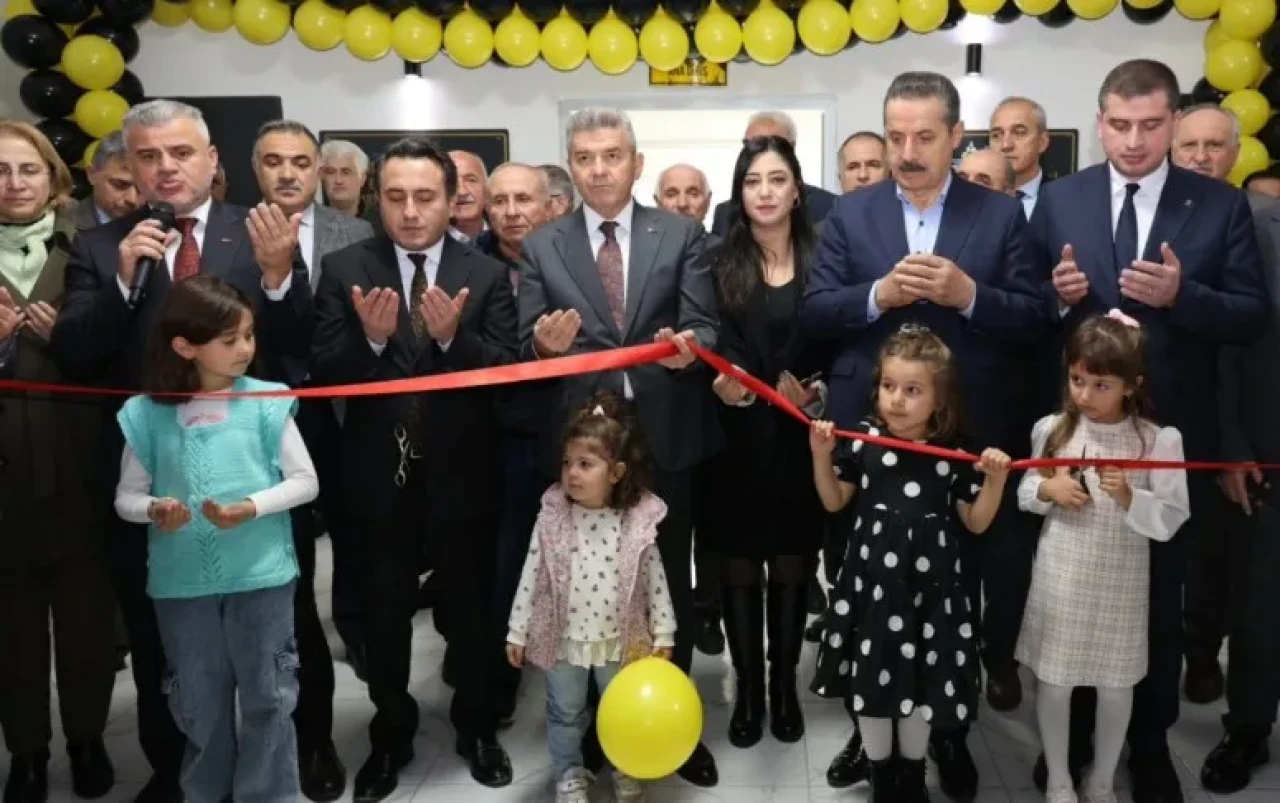 Artvin’de Bal Dolum ve Paketleme Tesisi görkemli bir törenle açıldı