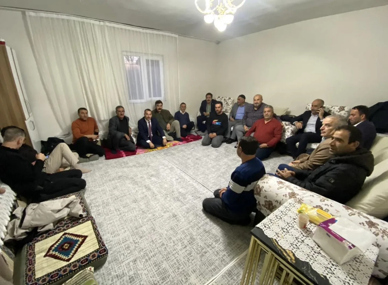 Fırat, Tuzlataşı'nda hemşehrileriyle buluştu, talepleri dinledi