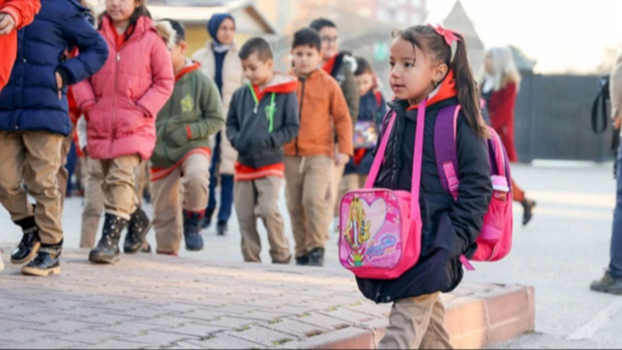 2026-2027 Eğitim Öğretim Yılı Takvimi Belli Oldu: İşte Okulların Açılacağı Tarih!
