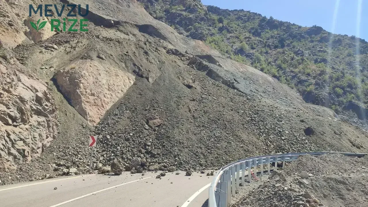 Karayolları Genel Müdürlüğü açıkladı: Hopa-Borçka-Artvin yolunda bakım çalışması