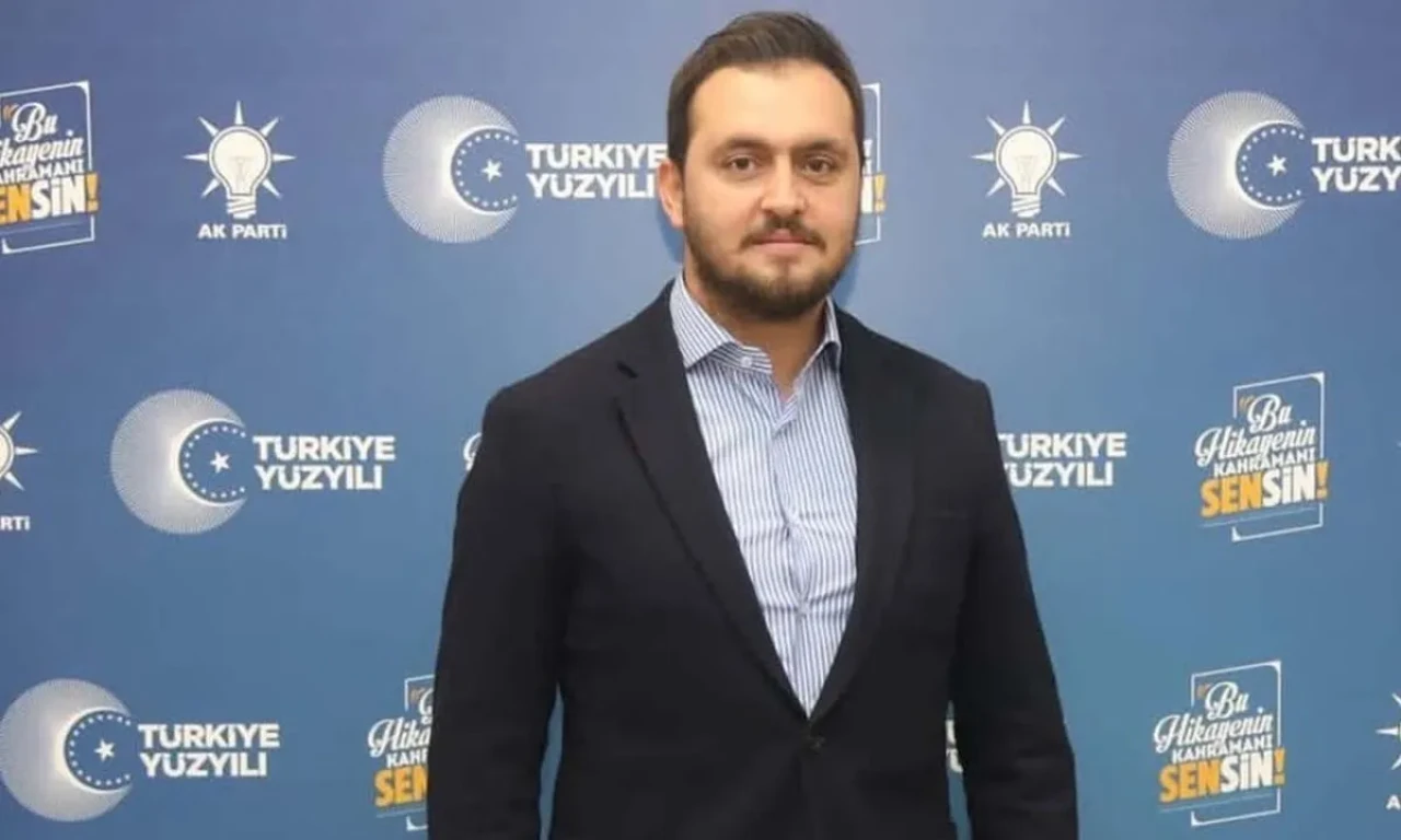 Sencer Selmanoğlu'nun babası kimdir, ne iş yapıyor?