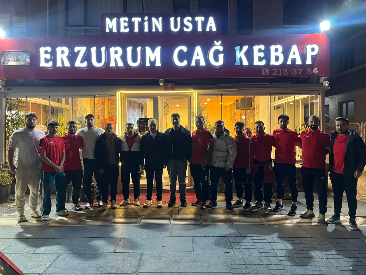 Tortumspor Güreş Takımı, 1. Lig’deki başarısıyla ilçeye gurur kaynağı oldu!