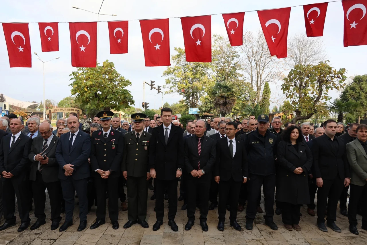 Atatürk, Arhavi'de 87. yıl dönümünde düzenlenen etkinliklerle anıldı