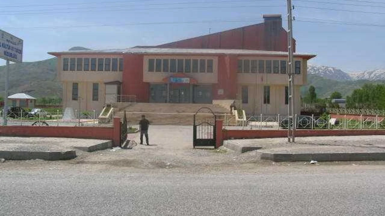 Muş İl Kültür ve Turizm Müdürlüğü iletişim bilgileri: Muş İl Kültür ve Turizm Müdürlüğü telefonu kaç? Adresi ne?