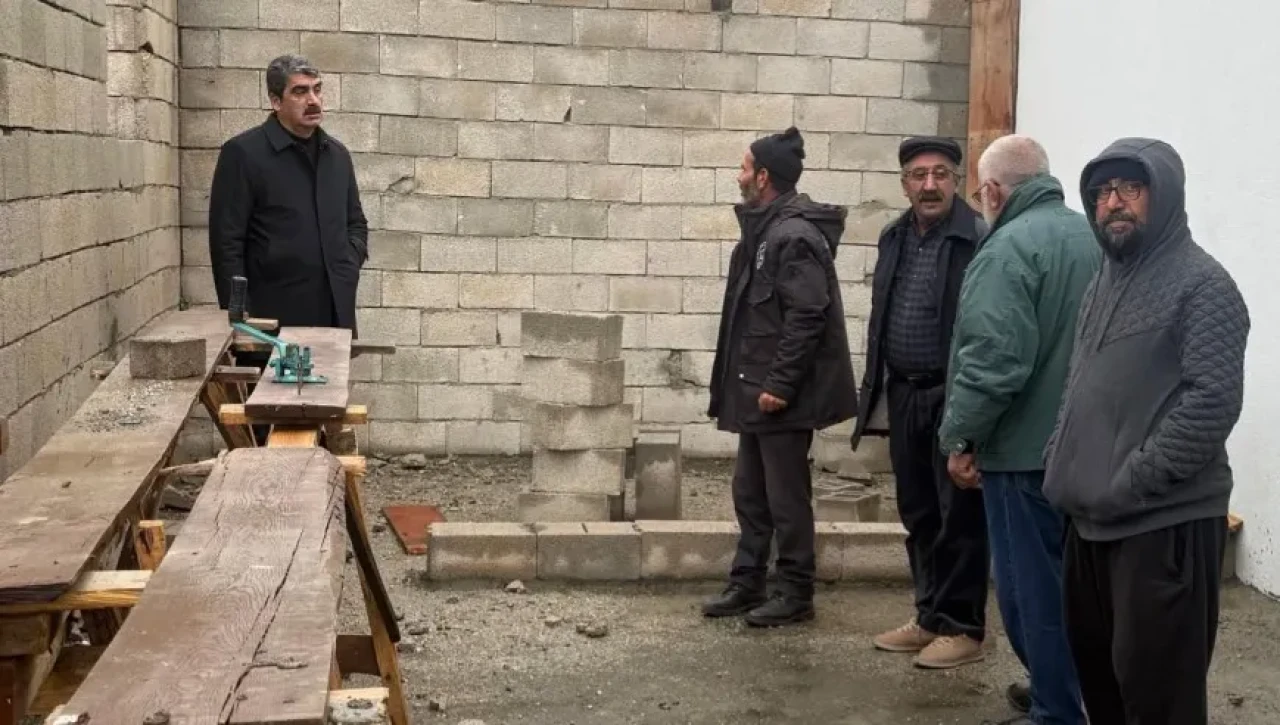 Aşkale'de Başkan Polat, Haydarhacı Mahallesi'ndeki projeleri yerinde inceledi