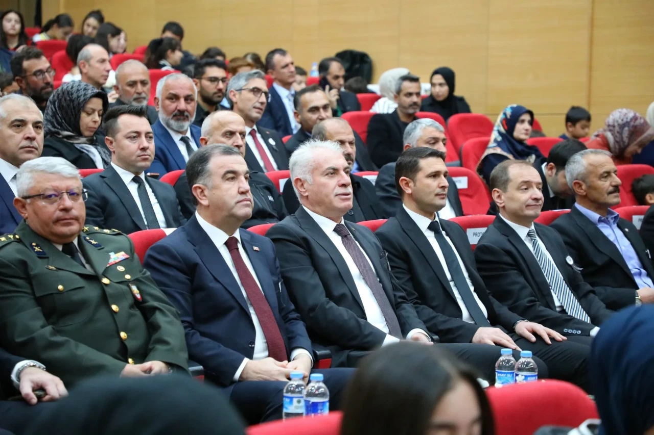 Atatürk, Bayburt'ta düzenlenen törenle ebediyete intikalinin 87. yılı anıldı