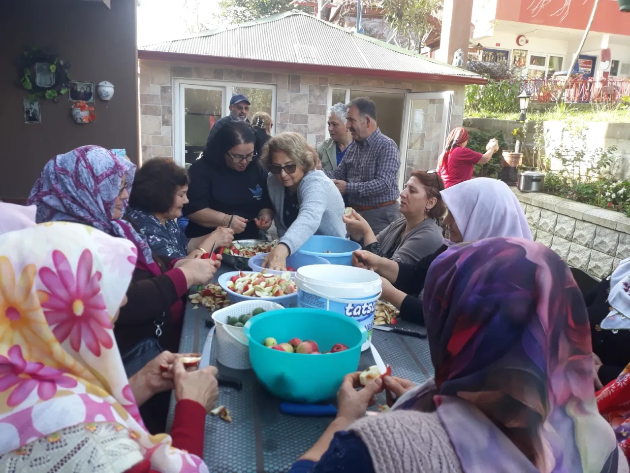 Kadınlara Yönelik Yerel Ürün Eğitimi Ekonomiye Katkı Sağlayacak