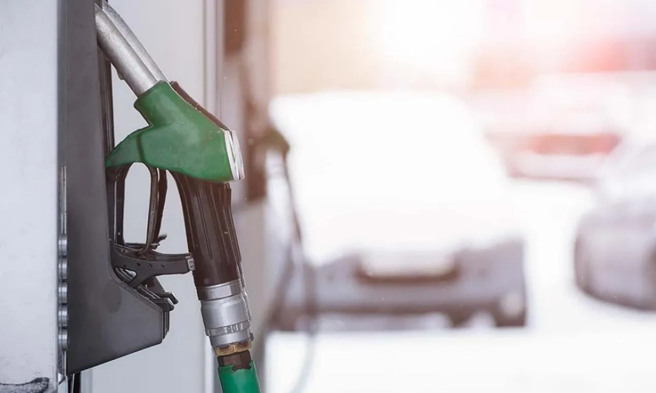 1 Kasım Akaryakıt Fiyatları Güncellendi: Benzin Ücretlerine Zam Yapıldı mı?