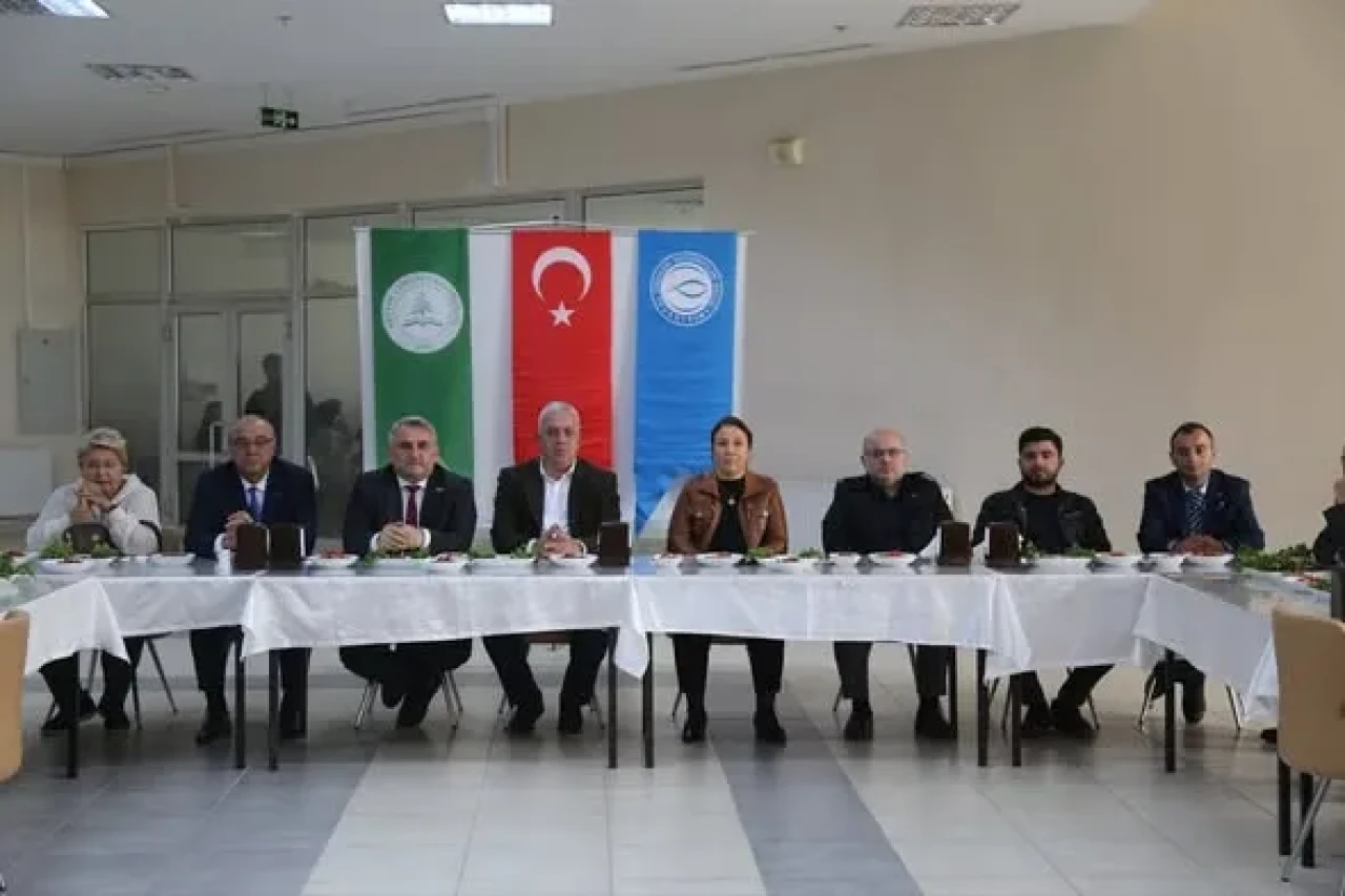 Artvin’de “Çoruh’un İncisi Somon Yemekleri” Yarışmasında Dereceye Giren Öğrencilere Ödül