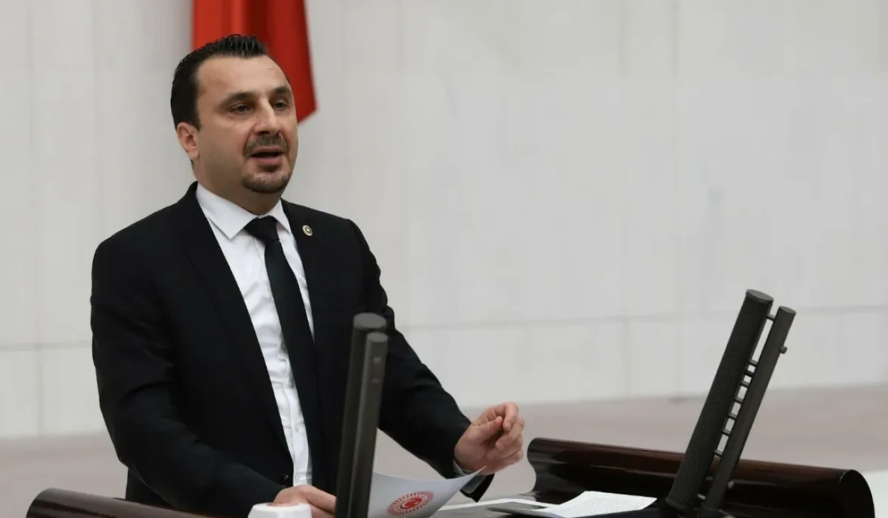 CHP'li Bekir Başevirgen: "Tüm banknotlarımızın toplam değeri 1 kg kıyma bile etmiyor"