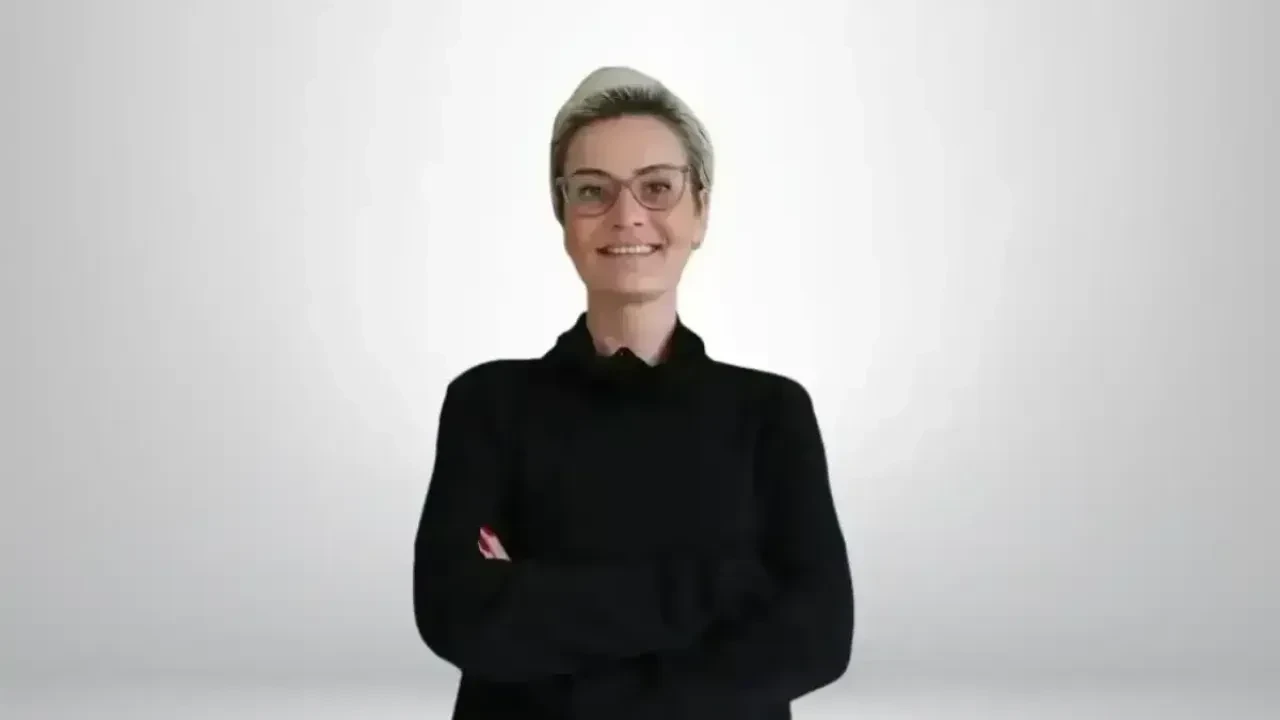 Emine Nilay Özkan kimdir?