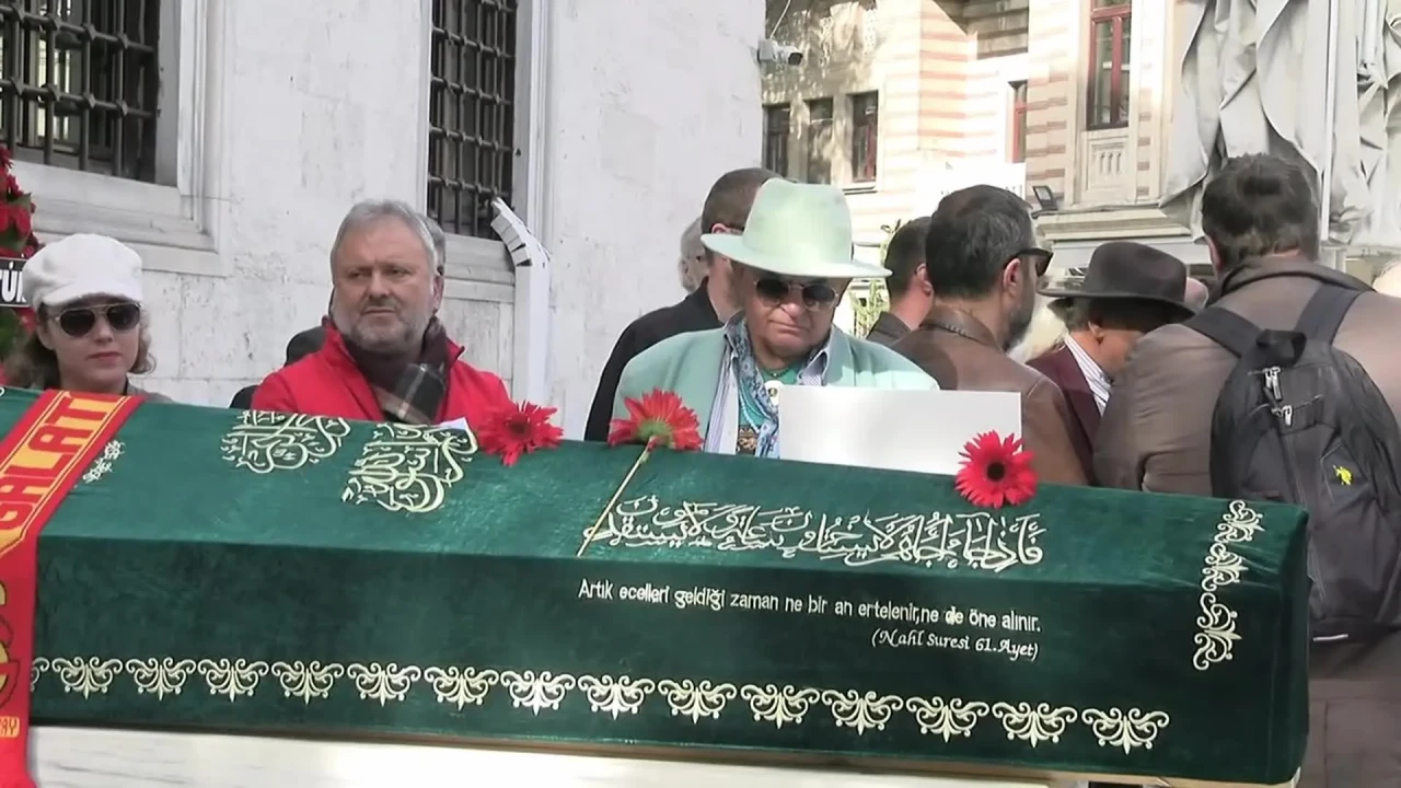 Yeşilçam'ın usta ismi Engin Çağlar'ın cenazesi törenle uğurlandı