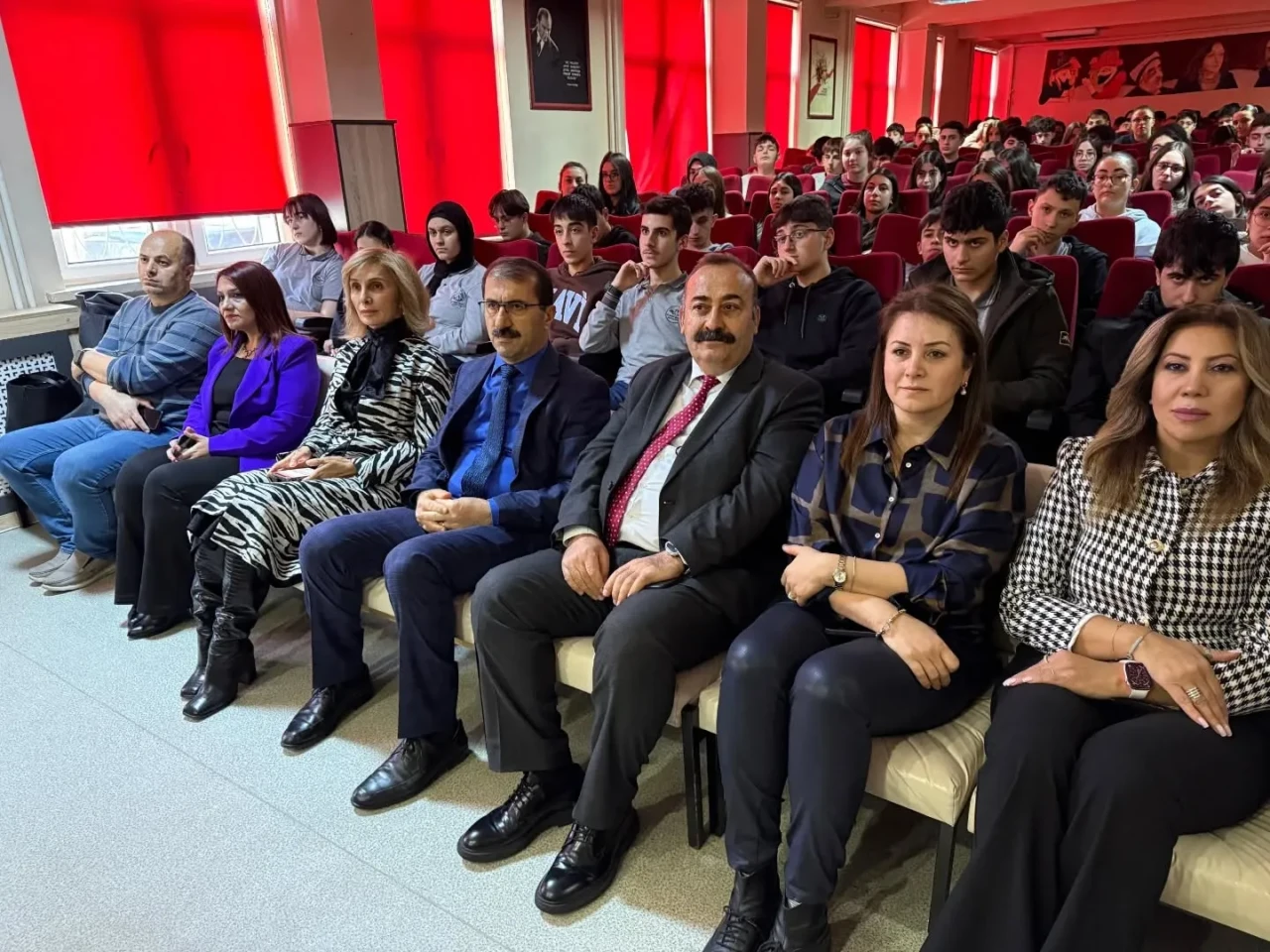 Artvin'de Çocuk Hakları Söyleşisi: Farkındalık için önemli adım atıldı