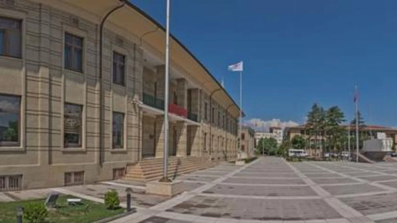 Eskişehir İl Kültür ve Turizm Müdürlüğü iletişim bilgileri: Eskişehir İl Kültür ve Turizm Müdürlüğü telefonu kaç? Adresi