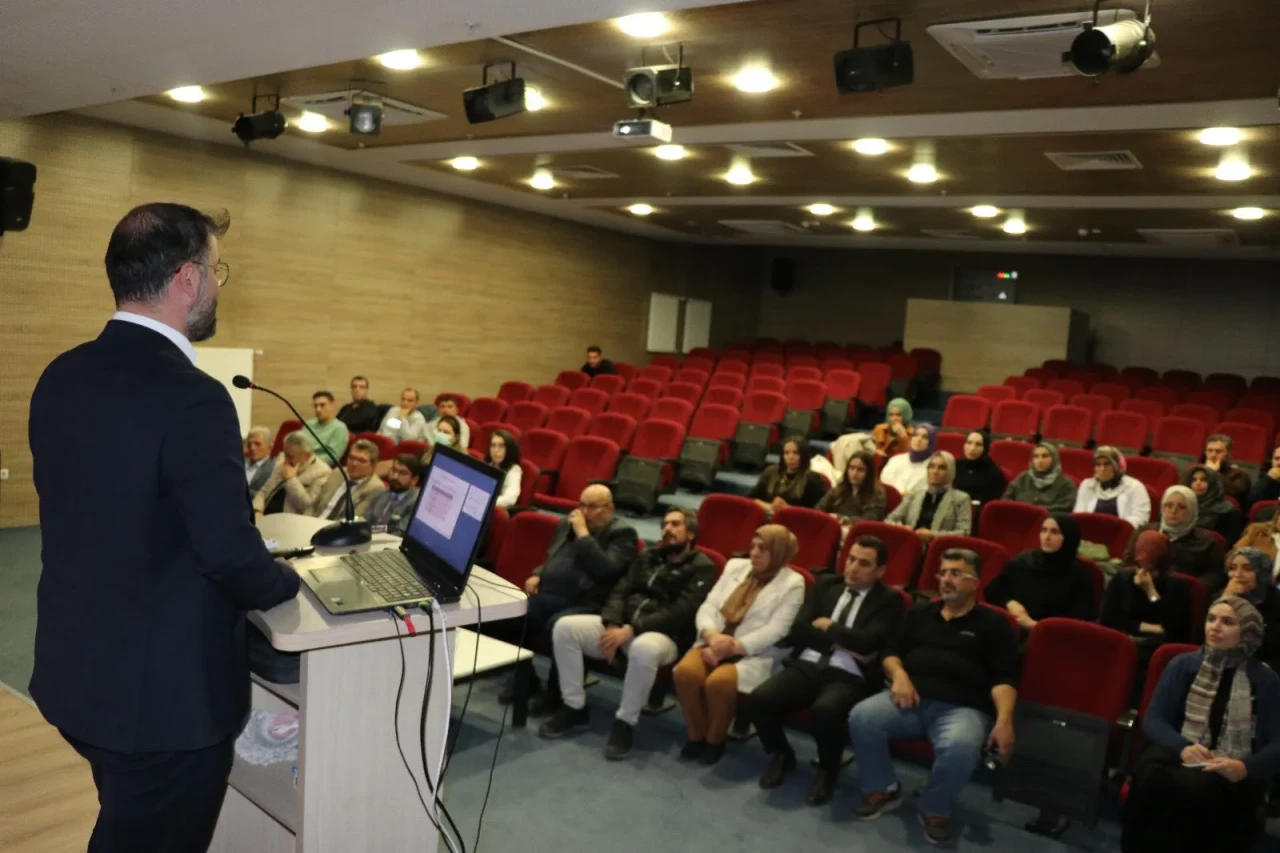 Bayburt'ta sağlık hizmetleri için eğitici program: Memnuniyet ve verimlilik artırılacak