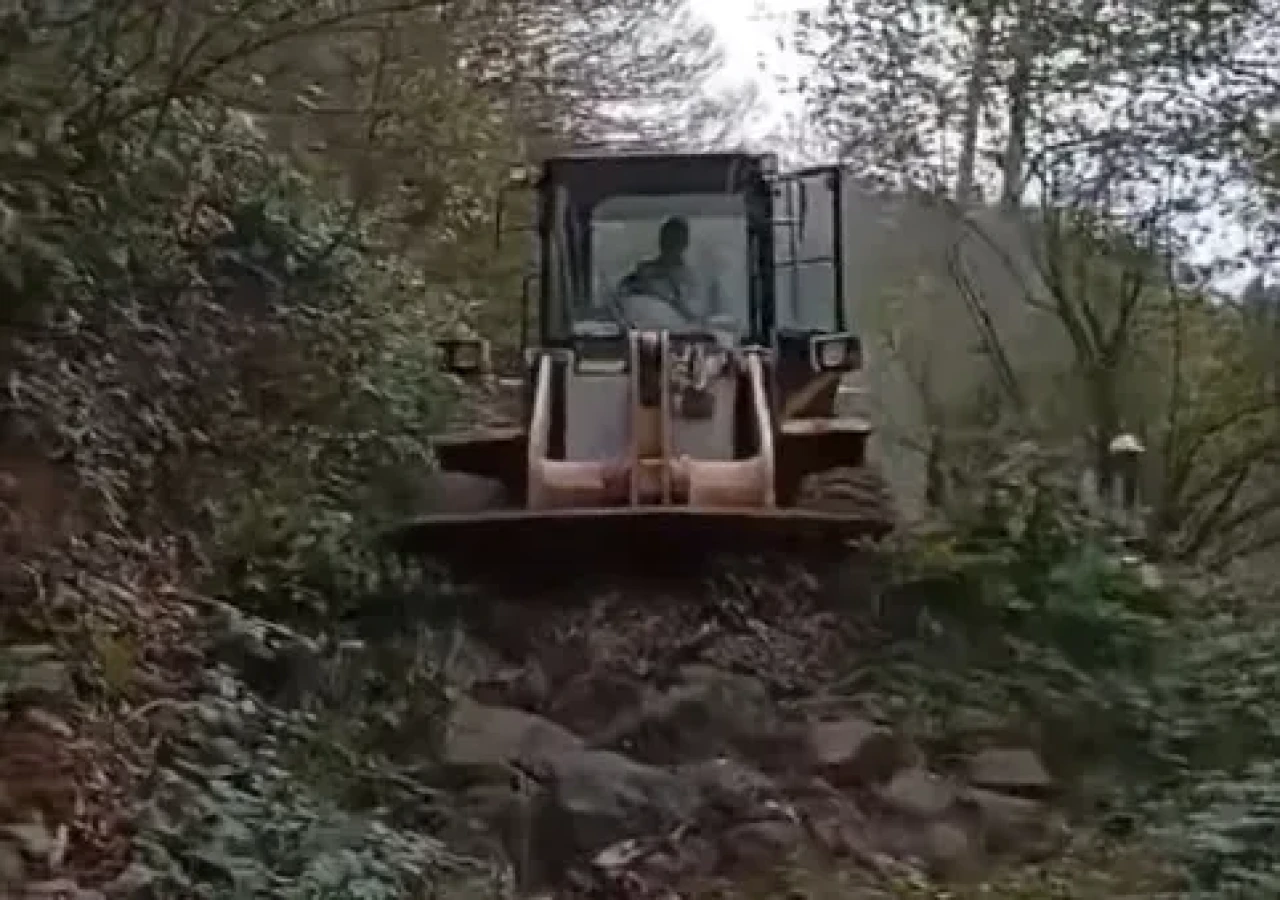 Şalpazarı'nda Mahalle Yolu Yenilendi, Ulaşım Artık Daha Güvenli ve Konforlu