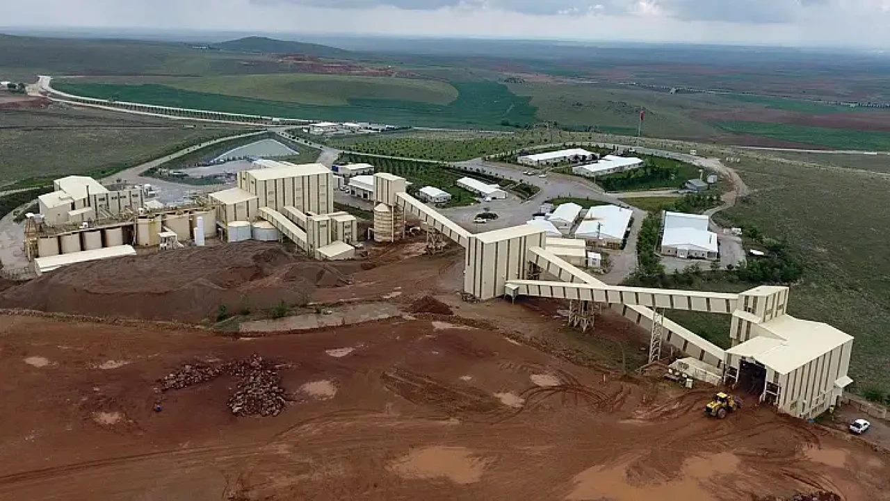 Koza Altın'ın Hedef Fiyatı Belirsiz, Analistler Arasında Görüş Ayrılığı Var