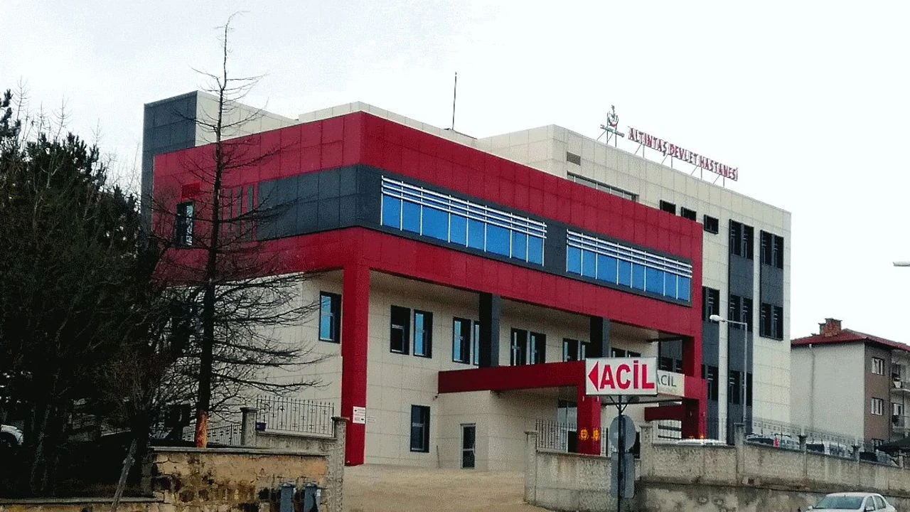 Altıntaş Devlet Hastanesi iletişim bilgileri: Güncel telefon numaraları ve adres bilgisi