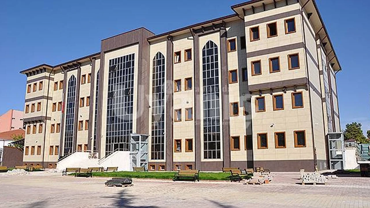 Karaman İl Kültür ve Turizm Müdürlüğü iletişim bilgileri: Karaman İl Kültür ve Turizm Müdürlüğü telefonu kaç? Adresi ne?