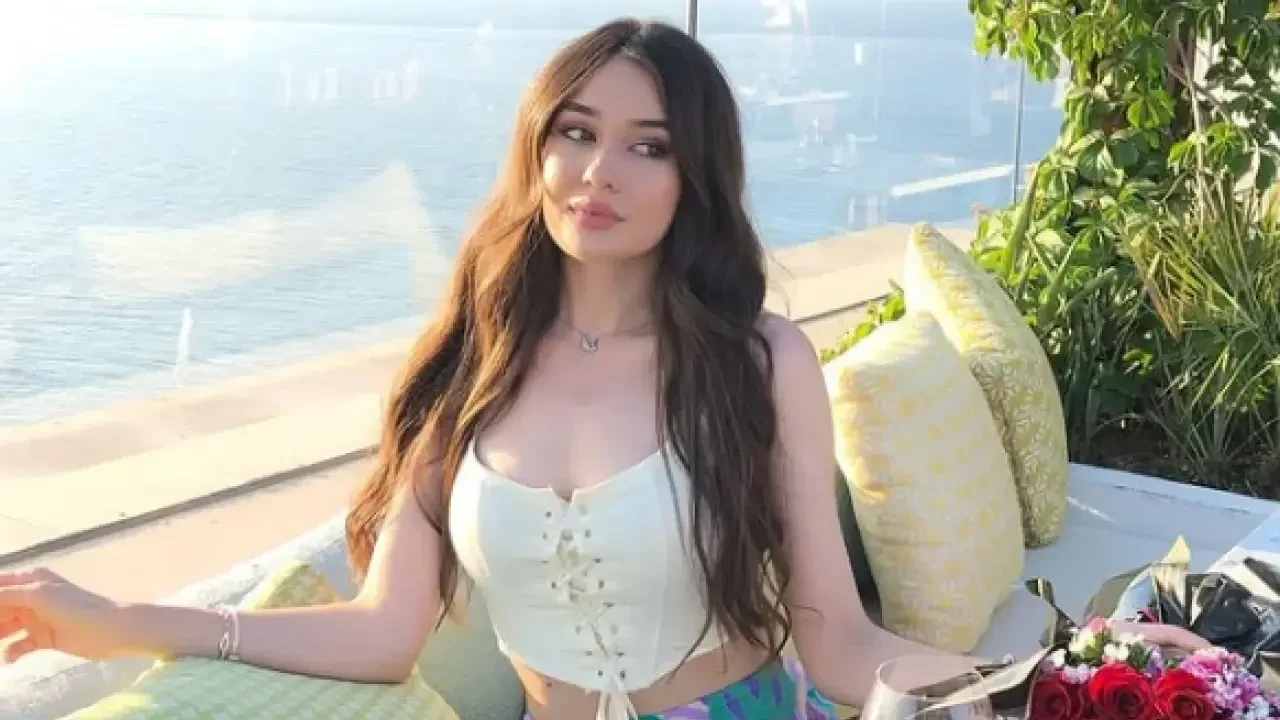 Ceren Arslan nereli, kaç yaşında, boyu kaç? Miss Universe 2025 temsilcimiz Ceren Arslan kimdir?