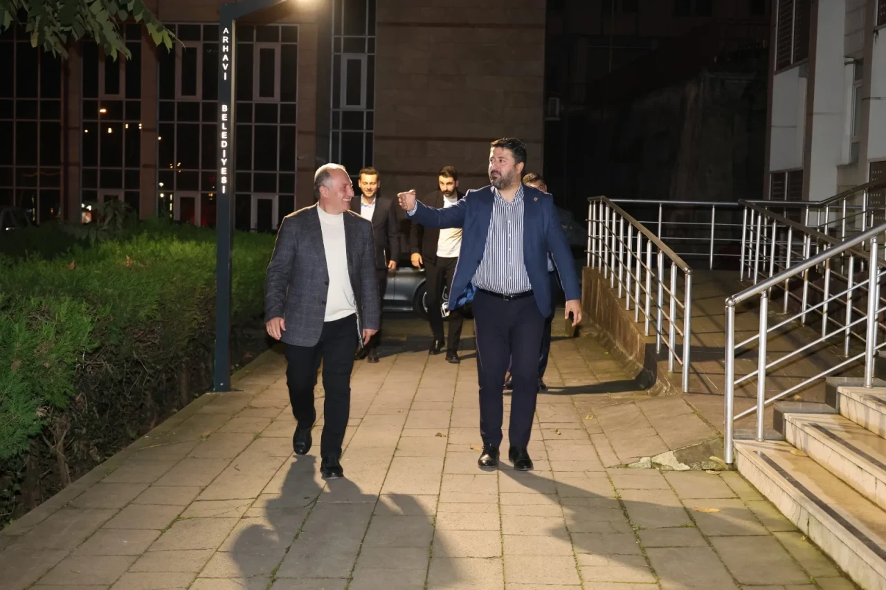 Nevşehir Milletvekili Çalışkan, Arhavi Belediyesi'ni ziyaret edip projeleri değerlendirdi