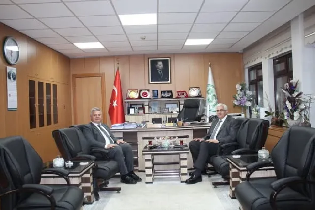 Erzurum Milletvekili Mehmet Emin Öz, DSİ 8. Bölge Müdürlüğünü Ziyaret Etti