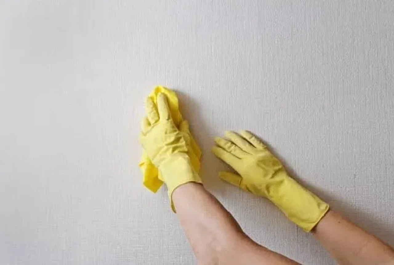 Duvardaki Lekeler Nasıl Çıkar? Duvardaki Leke İzleri Giderme