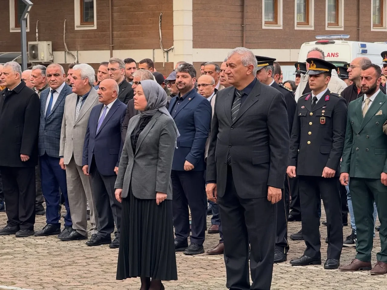 Atatürk, ebediyete intikalinin 87. yılında Fındıklı'da duygusal bir törenle anıldı
