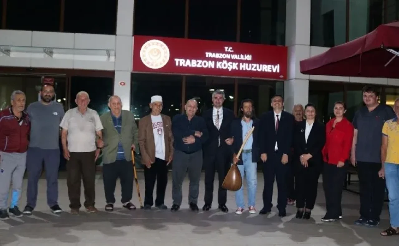 Tarıkdaroğlu, Trabzon'daki Huzurevi'nde yaşlıların yaşam kalitesini artırma hedefini vurguladı