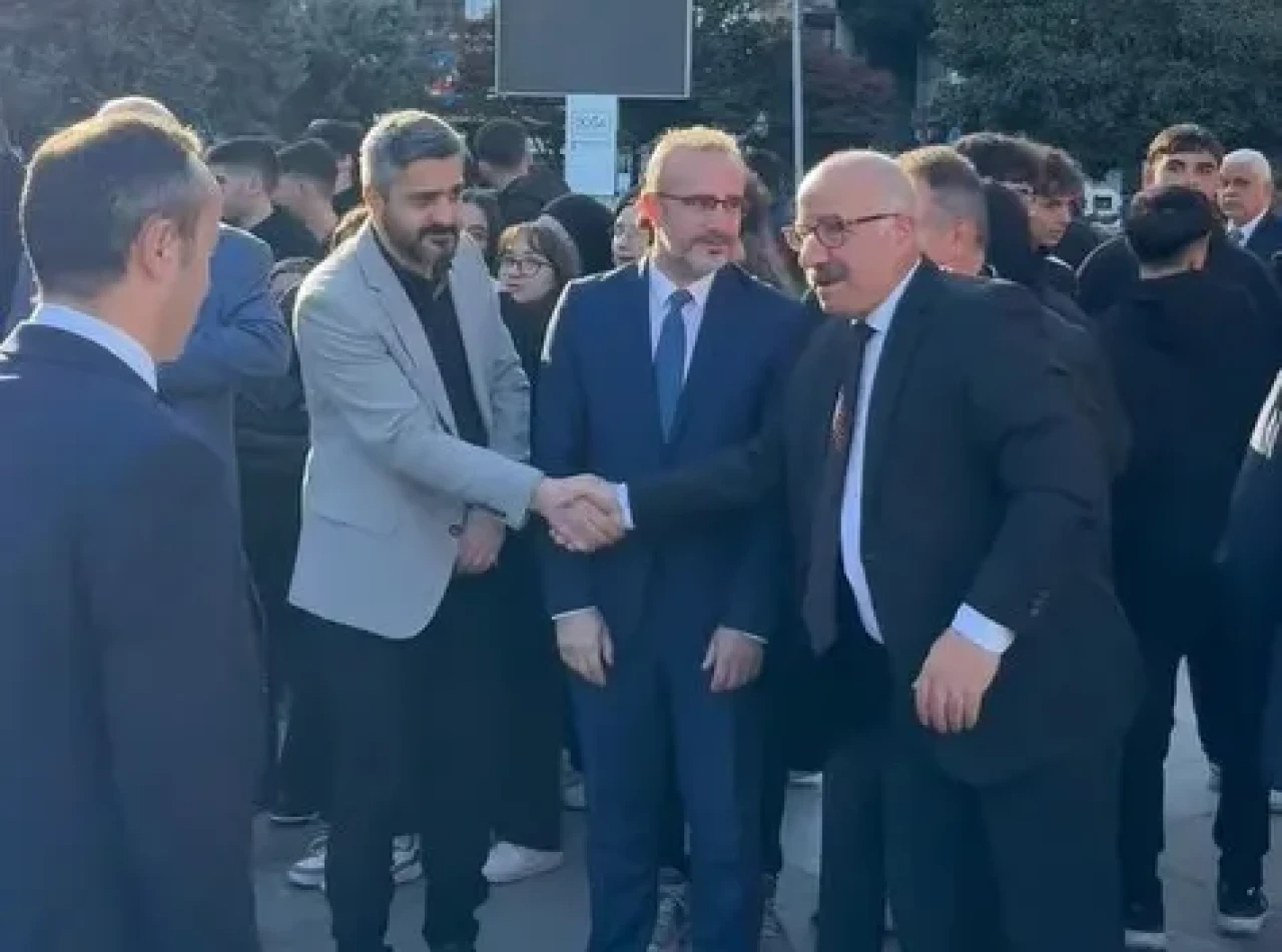 Pazar'da Öğretmenler Günü Töreni: Saygı ve Minnetle Kutlandı