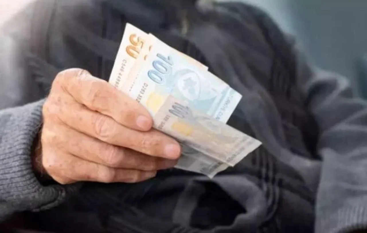 2026 Zam Tahminleri: Memur, Emekli ve Özel Sektör Maaşları İçin En Güncel Beklentiler Açıklandı