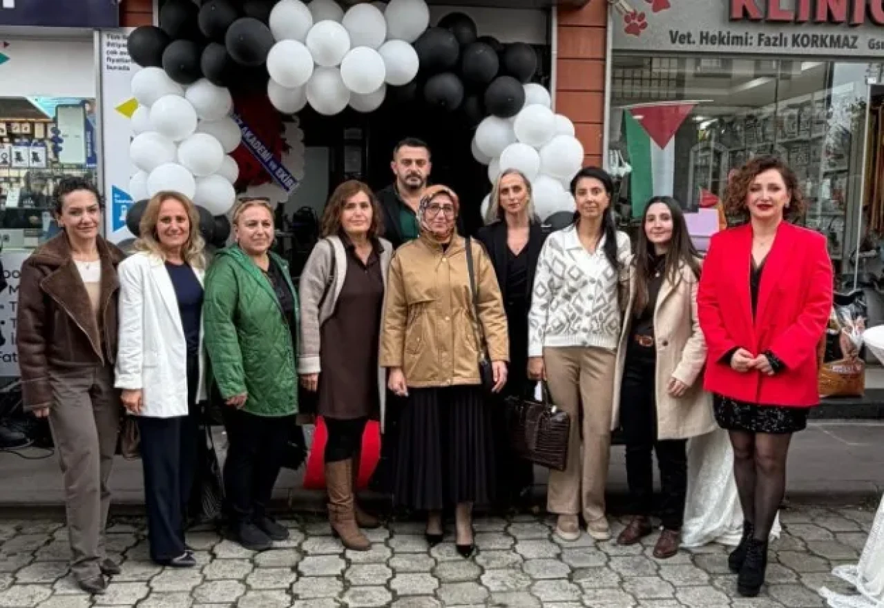 Kadın Girişimciler Kurulu, SD Life Melis & İrem Şubesi'nin açılışında güç birliği yaptı